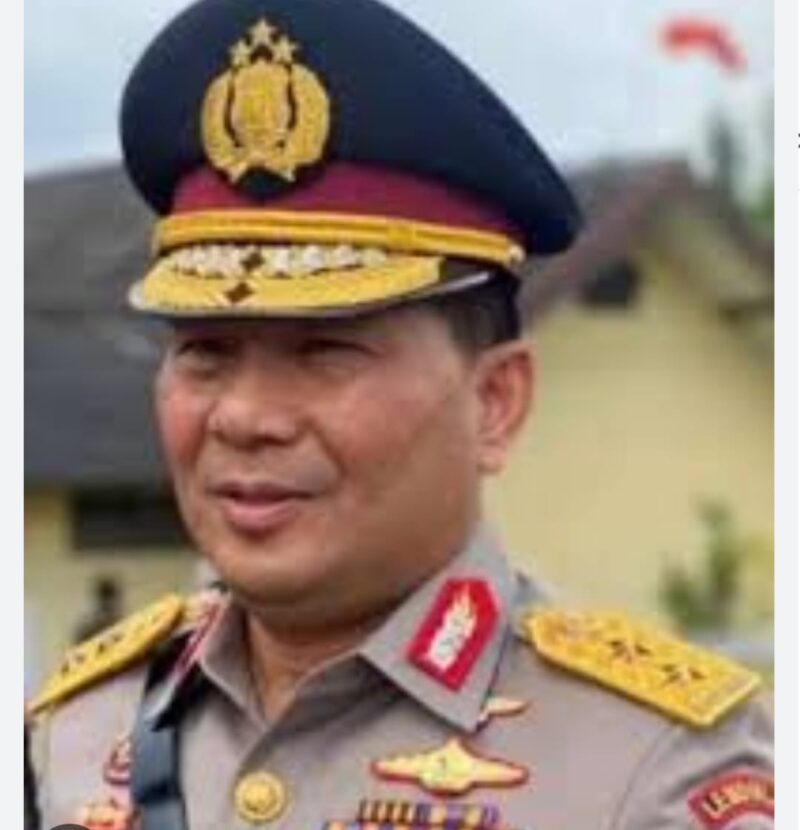 Irjen Pol Roycke Langie mengenakan seragam lengkap saat menghadiri agenda resmi di Manado./Dok.kanniadvokasi.id

