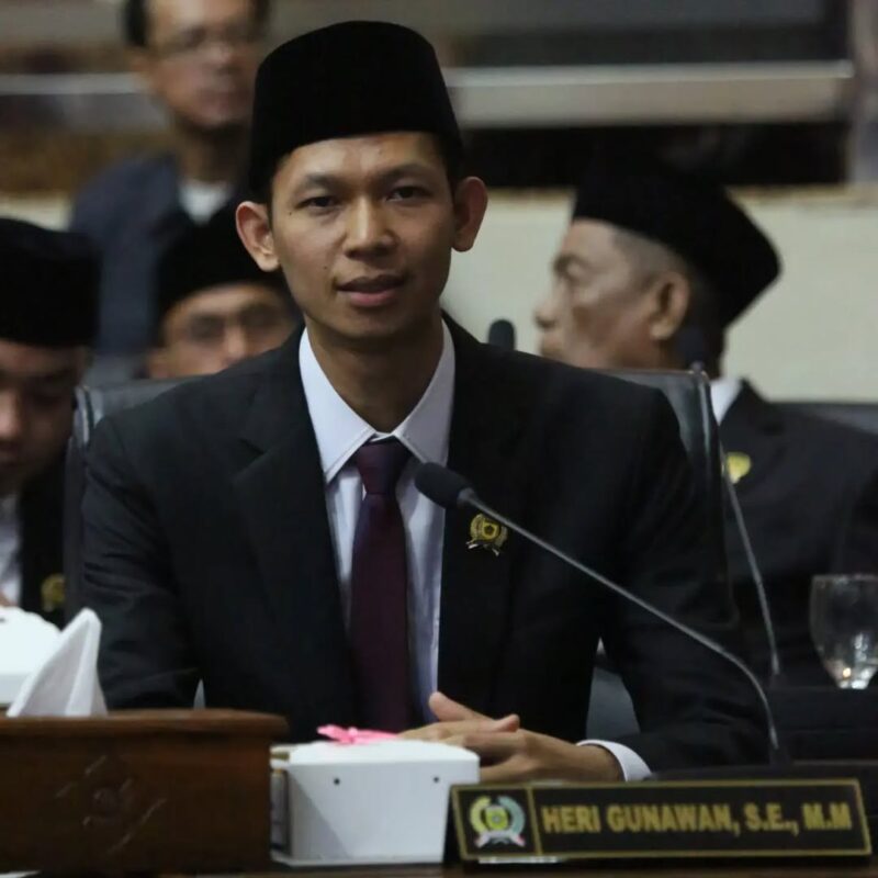Sekretaris Fraksi Partai Gerindra DPRD Kabupaten Bogor, Heri Gunawan, saat menghadiri rapat paripurna. Ia mengapresiasi langkah Presiden Prabowo mencabut izin tambang di Geopark Raja Ampat./Dok.kanniadvokasi.id
