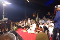 Warga Tamansari mengadu langsung kepada Gubernur Jawa Barat Dedi Mulyadi saat acara di Parung Panjang, Sabtu (12/07/2025), terkait sengketa lahan dengan PT PMC.