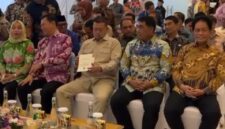 Menteri ATR/BPN Nusron Wahid bersama Gubernur Sulut Yulius Selvanus Komaling dan jajaran kepala daerah hadiri Rakor Pertanahan dan Tata Ruang se-Sulut di Wisma Negara, Manado, Kamis (17/7/2025).