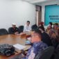 Sidang mediasi sengketa informasi publik antara Pemdes Tapos 1 dan Pemohon di Komisi Informasi Provinsi Jawa Barat, Bandung.

