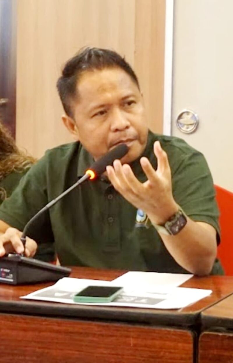Sehan Ambaru, S.H. memberikan keterangan pers terkait klarifikasi video viral dan dugaan penggunaan dokumen palsu dalam sengketa lahan Ratatotok.