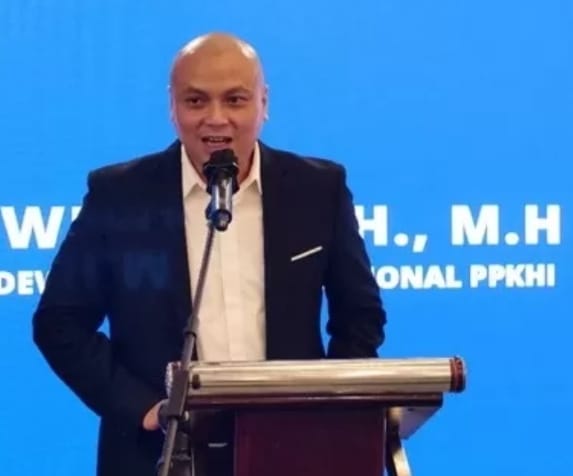 Ketua Umum PPKHI Dheky Wijaya menyampaikan pernyataan sikap terkait legalitas organisasi advokat di Indonesia.