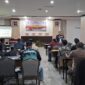 Suasana workshop FK Posbakum DKI saat pembekalan advokasi hukum dan peran paralegal desa kepada ratusan peserta.